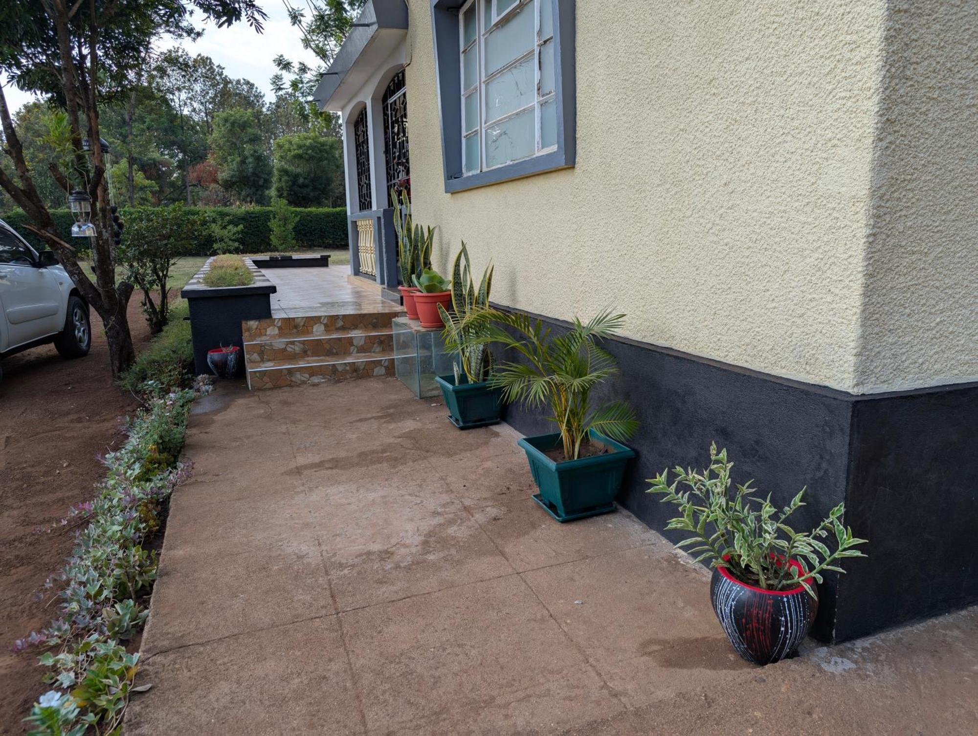 Dans Place Moshi Exterior foto